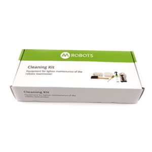 AM ROBOTS cleaning kit box